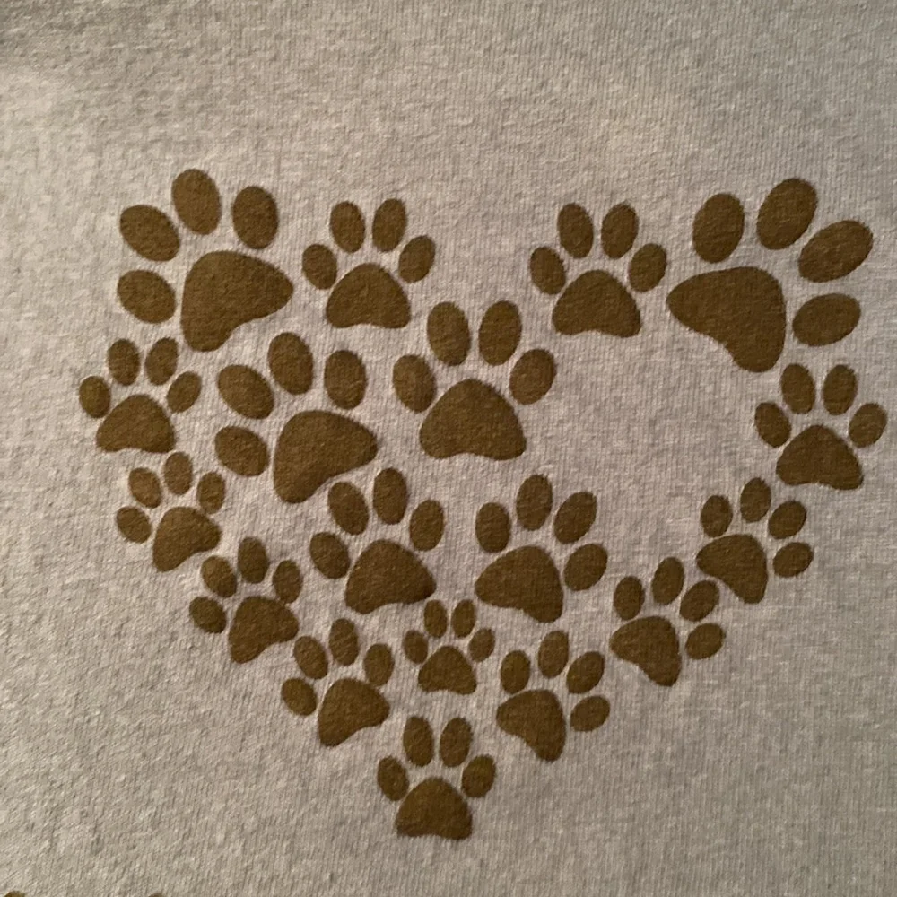 Hanes paw-print cotton tee, 2X - Picture 4 of 5